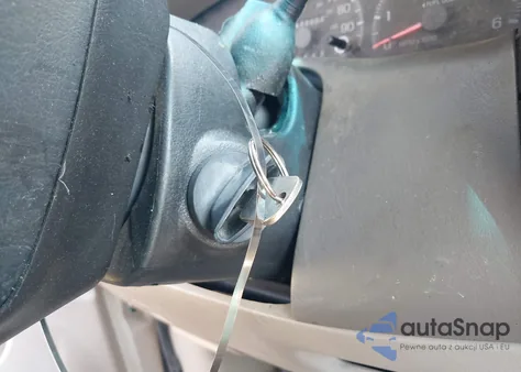 1998 Ford F150 Lariat/Standard/Xl/Xlt from USA, damaged, VIN 1FTZX18W5WKC23097